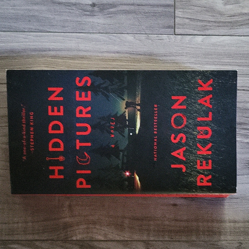 💫3/$18 Hidden Pictures Novel- Jason Rekulak